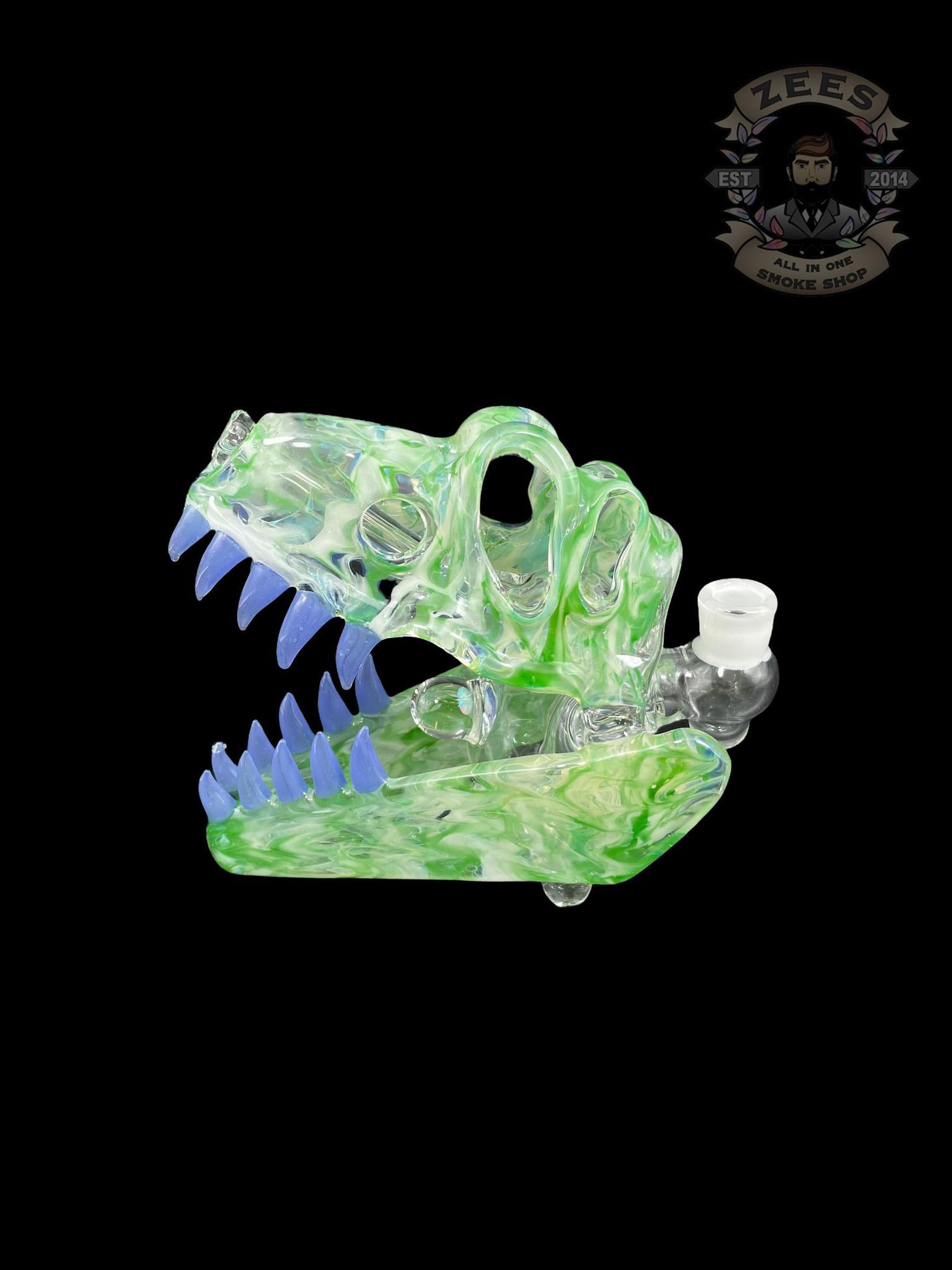 SLURM SNOB GLASS: GREEN W/ MILKY BLUE TEETH DINO SKULL RIG - Image 3