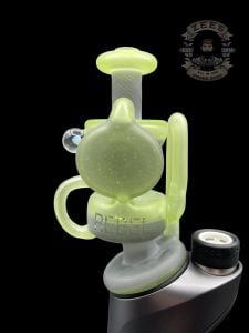 FROSTED MILKY GREEN