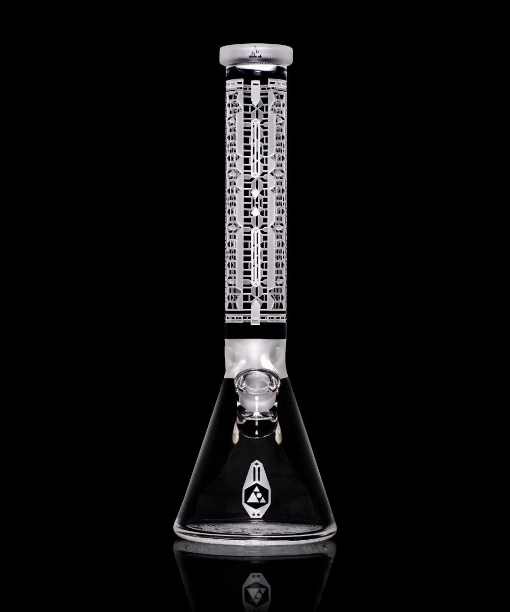 Alternative view of MILKY WAY GLASS: 15" OBTUSE BEAKER (MK-010)