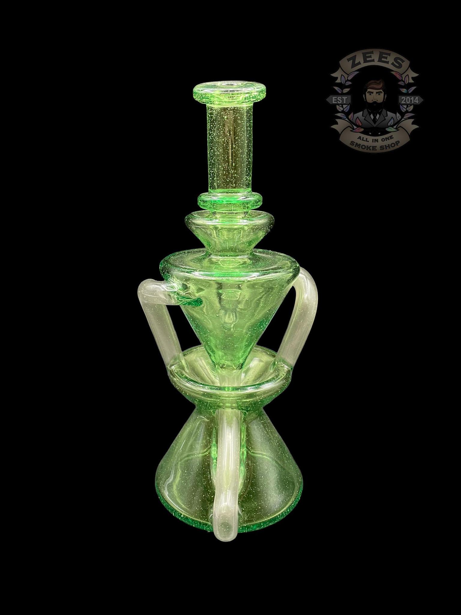 CAPTNCRONIC GLASS: EMERALD GREEN DUAL UPTAKE RECYCLER - Image 3