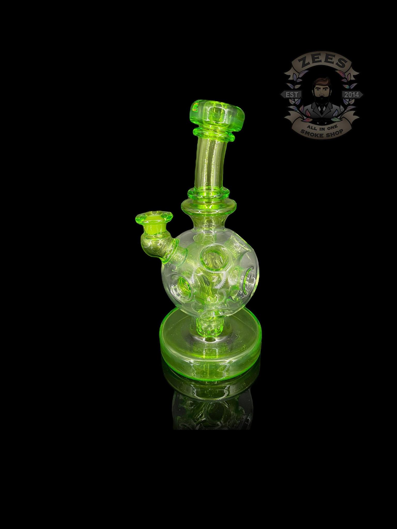BRENT 503: 8" TEST LAB GREEN EXOSPHERE RIG W/ MATCHING CAP - Image 3