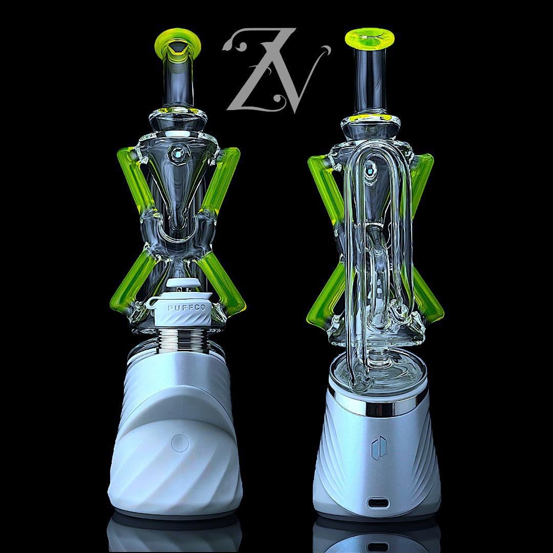 IRIDESCENT GLASS: SUPERIOR ECO XCR PUFFCO PEAK ATTACHMENT