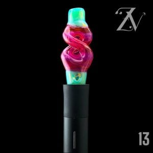 #13 TITAN V2 X TELEMAGENTA