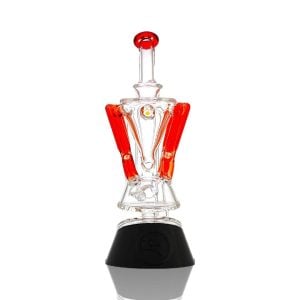 LE FACETED SELF STRIKING RED