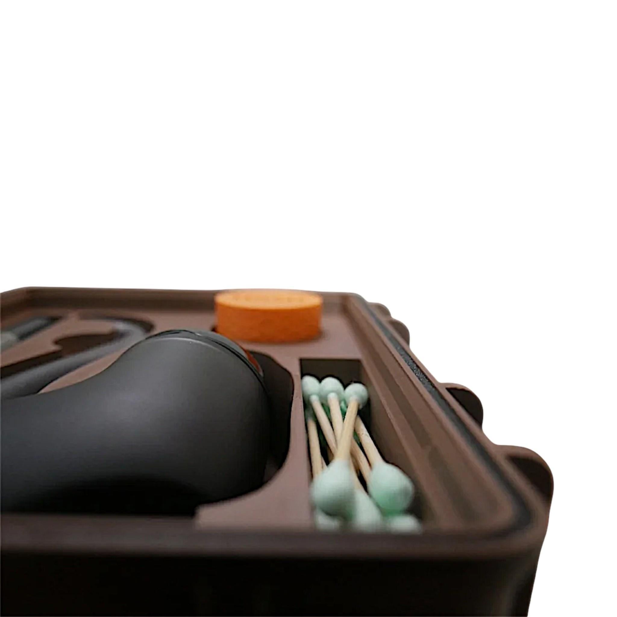 TOM FINN GLASS: PROXY HARD CASE - Image 4