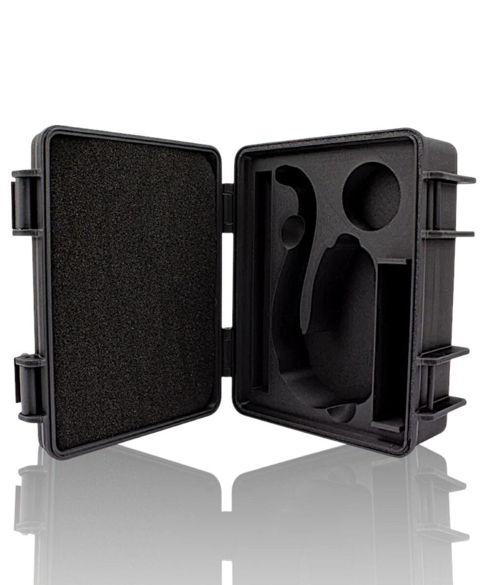TOM FINN GLASS: PROXY HARD CASE
