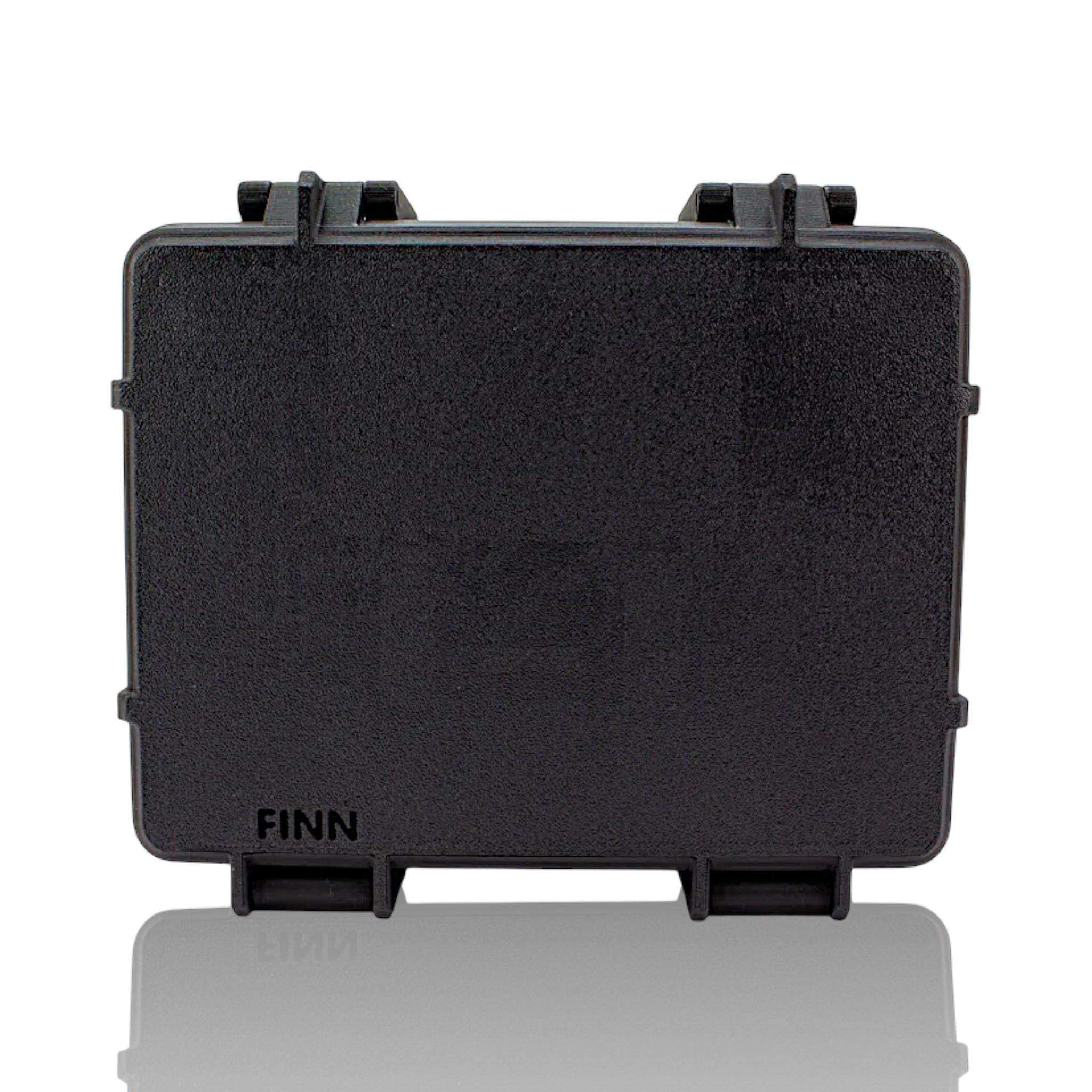 TOM FINN GLASS: PROXY HARD CASE - Image 8