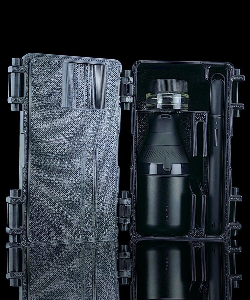 BENDING GLASS: PUFFCO PROXY CORE CASE - BLACK
