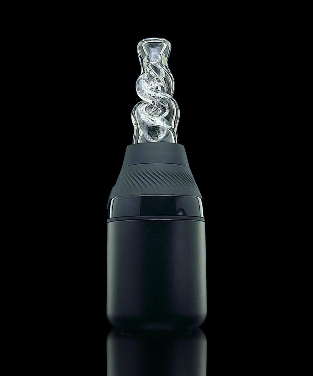 Alternative view of RICH BRIAN: CLEAR HELIX PUFFCO PROXY CORE MOUTHPIECE