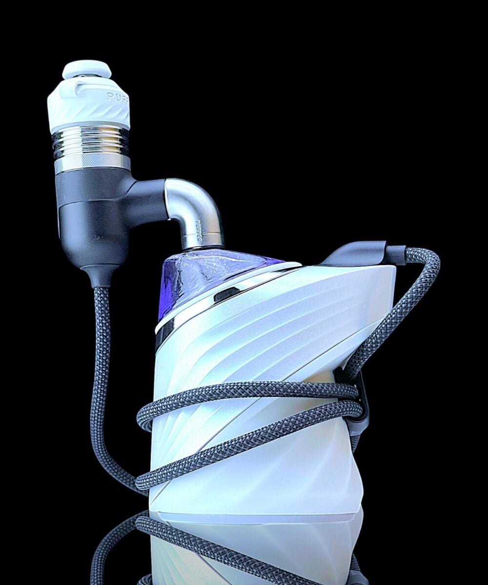 IRIDESCENT GLASS: PEAK PRO SUPERIOR LINK BASE