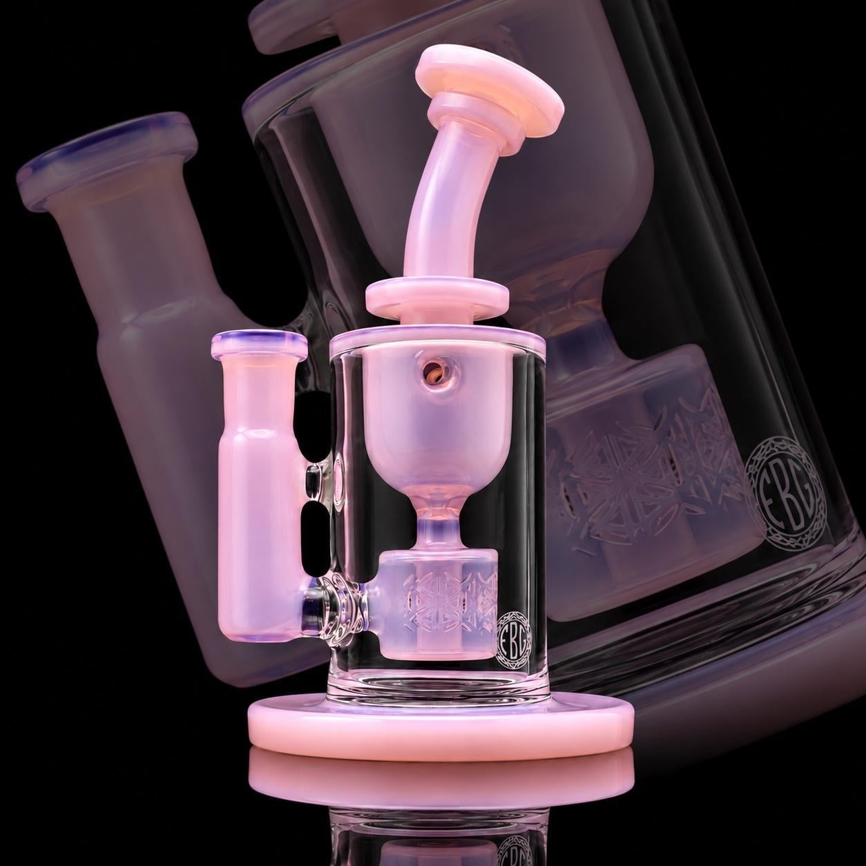 FATBOY GLASS: COLORED HOURGLASS TAURUS FULL SIZE MILKY PINK