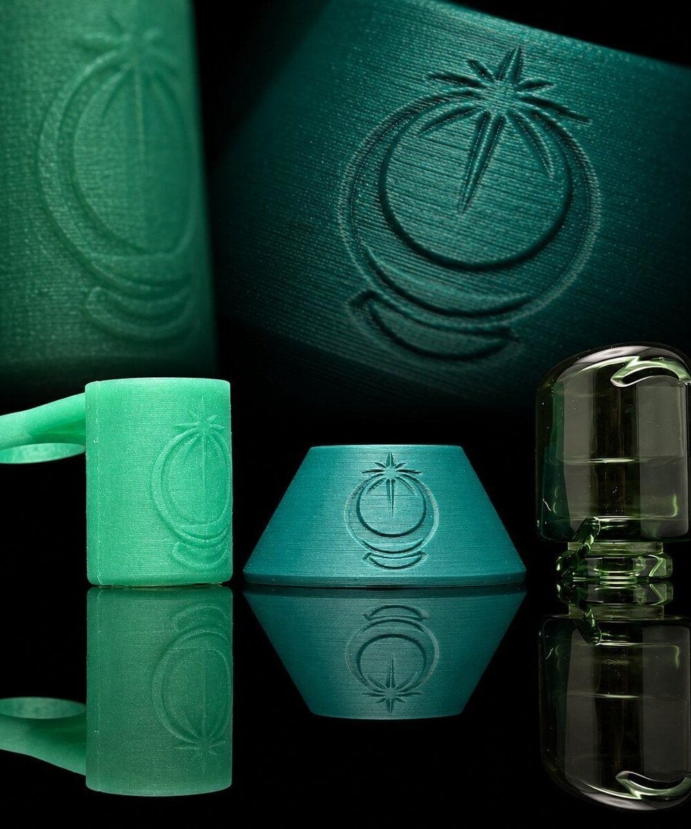 Alternative view of ONE TRICK PONY GLASS: COLORED PUFFCO PIVOT MOUTHPIECE COMBO