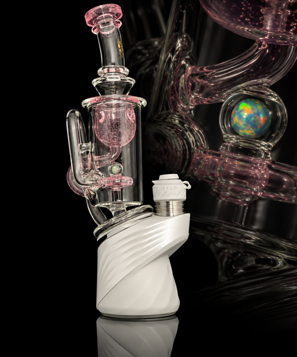 Alternative view of IRIDESCENT GLASS: SUPERIOR INCYCLER PUFFCO PEAK GLASS ATTACHMENT