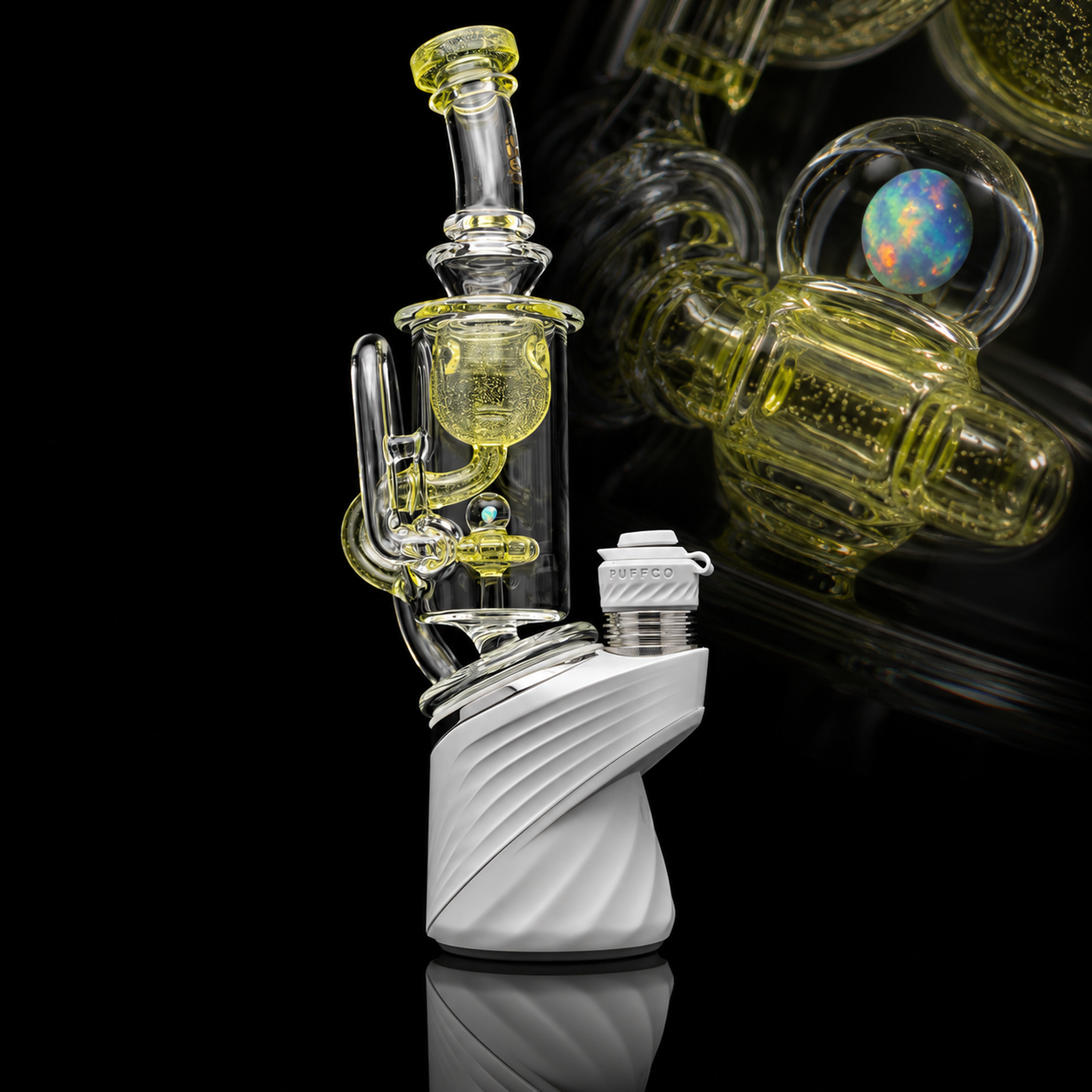 IRIDESCENT GLASS: SUPERIOR FACETED INCYCLER PUFFCO PEAK GLASS ATTACHMENT