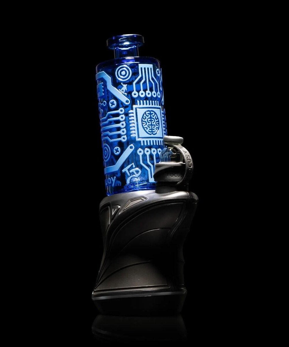 Alternative view of MILKY WAY GLASS: CIRCUITBOARD SPECTRUM FOCUS V CARTA GLASS ATTACHMENT